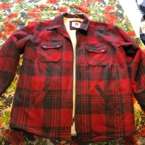 Men’s Quicksilver red and charcoal plaid coat